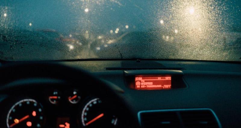 Vigilance orange neige, verglas, pluie, les automobilistes appelés à la prudence avant Noël