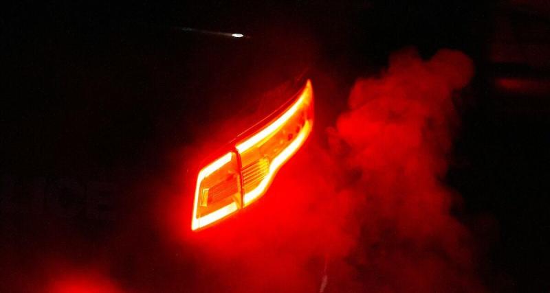 Un automobiliste bat un record de vitesse et recevra le Père Noël… à pied