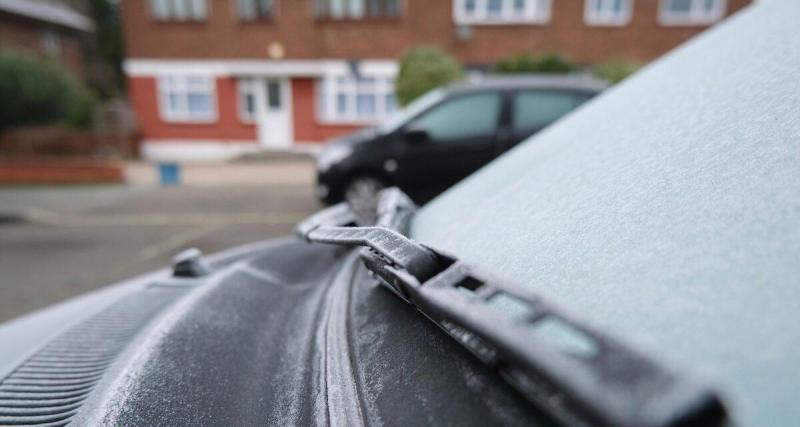 L'épouse d'un sénateur ouvre sa voiture au petit matin… et tombe nez à nez avec un dangereux détenu évadé : son récit est insolite