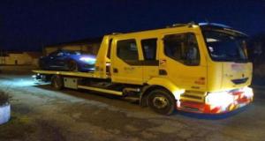 Rouler à 219 km/h sur une route à 80 km/h lui coûte son permis et sa voiture