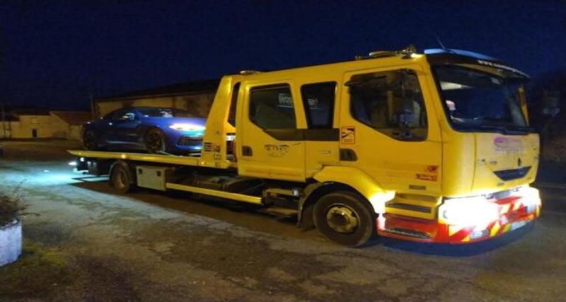 Rouler à 219 km/h sur une route à 80 km/h lui coûte son permis et sa voiture