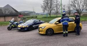 Flashé en grand excès de vitesse sur une départementale, les gendarmes découvrent un catalogue d’infractions