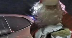 Arrêté pour excès de vitesse, le Père Noël transportait plus que des cadeaux