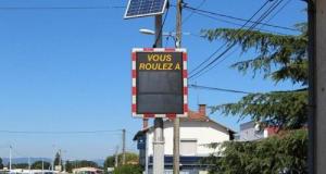 Près de 100 km/h de trop : un automobiliste pulvérise les limites et finit à pied