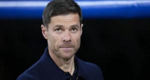 Un prodige de 17 ans débarque, le Real Madrid frappe très fort !