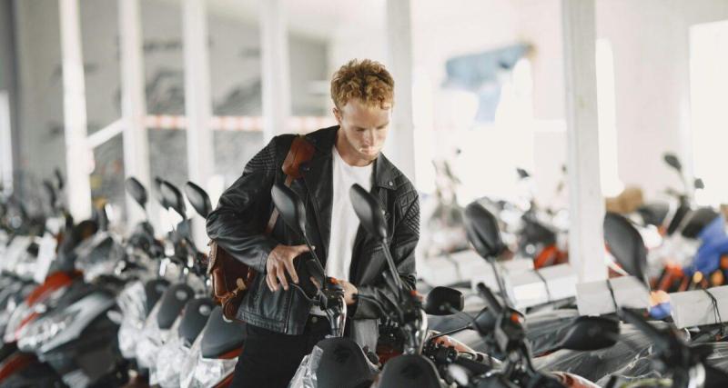  - ‎Il monte sur la moto pour “tester”… et ne revient jamais : sa fuite lui vaut huit mois de prison ferme