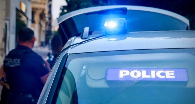 Expulsé d'une boîte de nuit, un homme en état d'ivresse fonce sur un vigile avec sa voiture