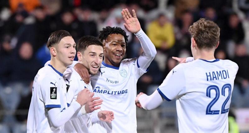  - À la pause du choc de Ligue 2, Troyes logiquement devant le Red Star
