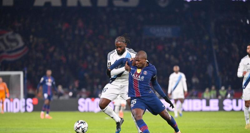  - Ligue 1 : à la pause, le PSG mène contre le Paris FC