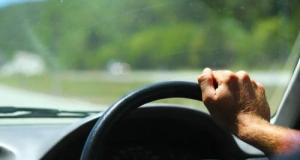 25 000 euros pour conduire une voiture radar privée, cette offre fait polémique