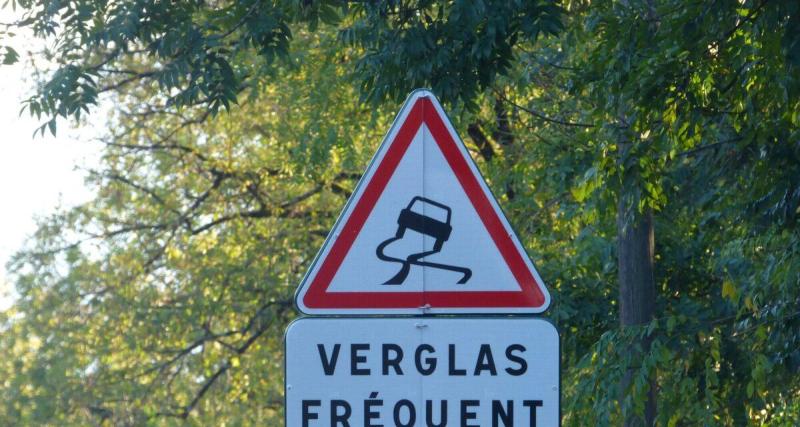 Côtes impraticables, poids lourds bloqués, enseignants immobilisés : le verglas paralyse les routes