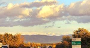 Panique sur l’autoroute : une voiture roule à contresens pendant 30 minutes avant un demi-tour hallucinant
