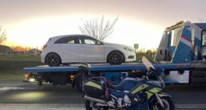 Contrôlé à plus de 50 km/h au-dessus de la limite, il roulait aussi sous cannabis : son permis retiré, la voiture immobilisée