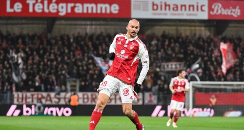  - Paris FC : la piste Sidiki Chérif se referme, le promu se tourne vers Ludovic Ajorque