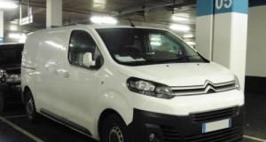 Des véhicules de livraison autonomes foncent à travers tout et provoquent le chaos