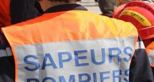Une voiture percute un camion et s’embrase : le conducteur s’en sort miraculeusement