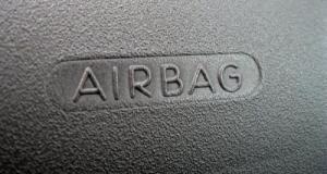 Airbags Takata, ce constructeur résiste à un automobiliste, il est condamné