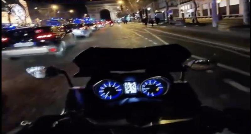  - Il célèbre sur les Champs-Élysées la victoire de son pays… et repart avec une amende