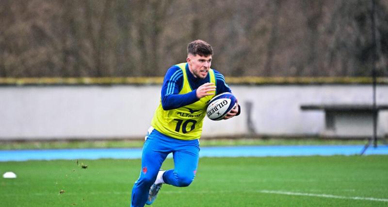  - XV de France : le staff aurait tranché pour remplacer Ntamack à l’ouverture, Jalibert récompensé