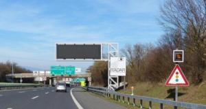 Elle pensait rendre service en signalant un radar sur Facebook… la justice lui inflige 650 € d’amende