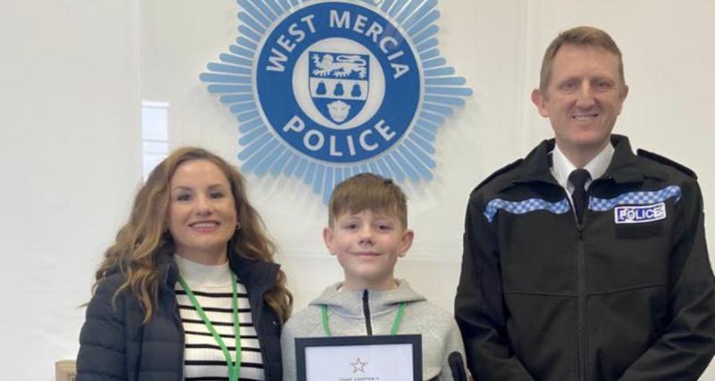  - Victime d’un malaise au volant, une mère sauvée par le sang-froid héroïque de son fils de 12 ans