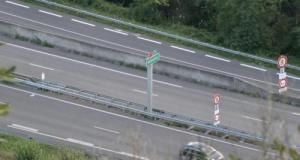 Un Volkswagen Touran pensait passer inaperçu... Il finit au cœur d’un vaste trafic de cigarettes