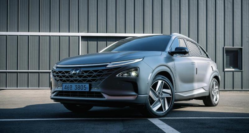  - À 68 ans, elle décroche enfin son permis après 950 tentatives... Une voiture offerte en cadeau