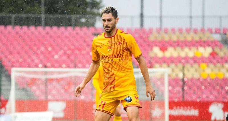  - Un joueur d'Orléans arrête un penalty, scène folle en National