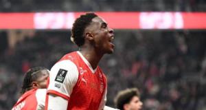 Ligue 2 : Saint-Etienne tombe à Reims en supériorité numérique !