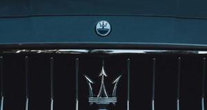 Incendie de Crans-Montana : voici comment Stellantis a prêté main-forte avec un bolide à 230 000 euros