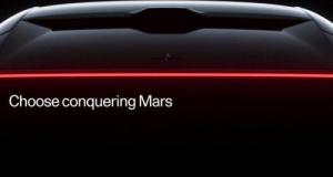 Polestar s'en prend frontalement à Tesla et à Elon Musk dans cette pub