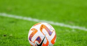 National 3 : "Le club traverse une crise financière profonde", alerte Carnoux