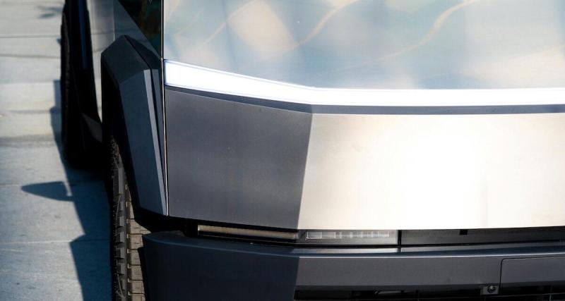  - Vidéo. Cette star de l'Algérie sort du lot avec un véhicule "unique"