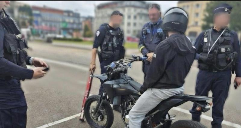 Flashé à 112 km/h en pleine ville sur un 50 cm³ : la course folle d’un adolescent de 15 ans