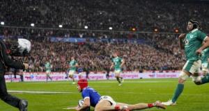 VIDEO – XV de France : l’exploit exceptionnel de Bielle-Biarrey pour lancer les Bleus