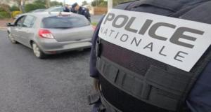 Ils fuient la police avec 363 cartouches de cigarettes… et finissent embourbés, leur butin saisi !