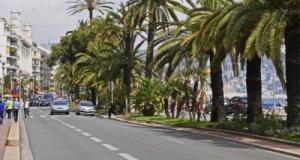 Une folle course-poursuite de plus de 70 km sur la Côte d’Azur, le conducteur de 23 ans enfoncent des barrières de péage