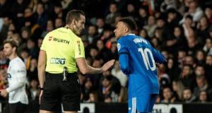 « Tête de b... », Mbappé a dérapé contre un arbitre !