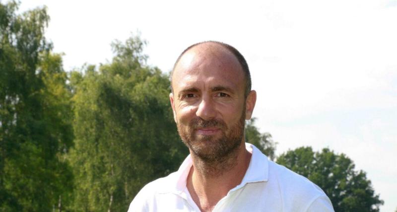 "Un entraîneur et des joueurs surcotés", l'OM n'est pas "invité à la table de la Ligue des champions" pour Dugarry