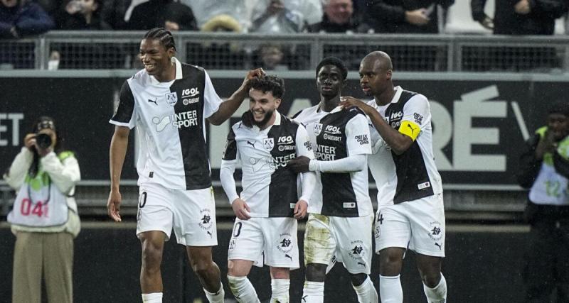  - Amiens s'offre une victoire folle contre Clermont, la course au maintien totalement relancée