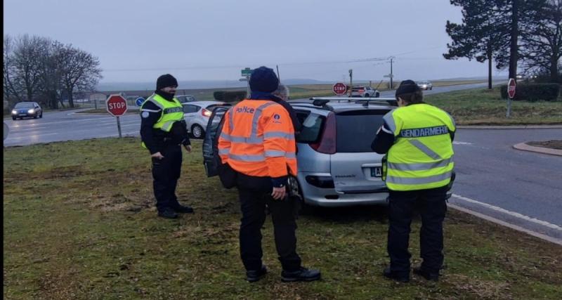 Ivre, il vient porter plainte à la gendarmerie en voiture… Il finit sans permis et sans voiture