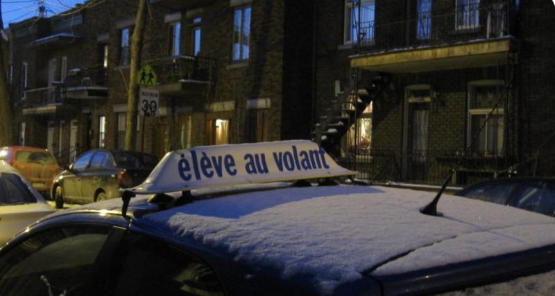 Professeur d’auto-école, il se fait contrôler par les gendarmes… Il n’était pas titulaire du permis de conduire