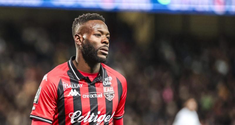  - Ligue 2 : Louis Mafouta (Guingamp) sacré meilleur joueur sur la période décembre 2025 - janvier 2026