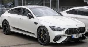 Deux conducteurs flashés en grand excès de vitesse sortent deux excuses lunaires aux gendarmes… Une Mercedes de 850 chevaux en fourrière