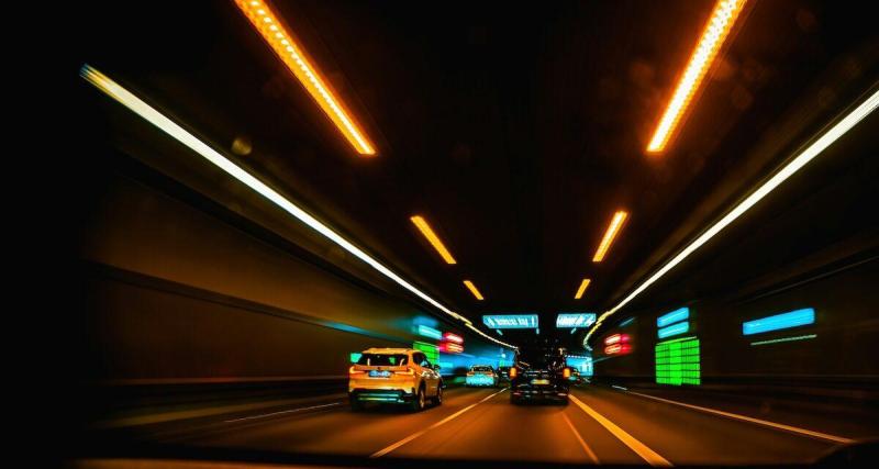 Flashé à 182 km/h sur une autoroute : l’histoire hallucinante d’un adolescent de 17 ans