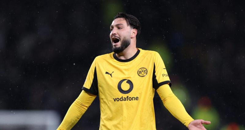  - Atalanta - BVB : son adversaire en sang, la faute terrible de Bensebaïni qui élimine Dortmund