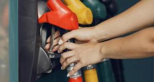 Prix des carburants, c'est l'explosion, avec la guerre en Iran