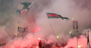 Algérie : pétard sur les joueurs, scène de guerre pour le CR Belouizdad – MC Alger !