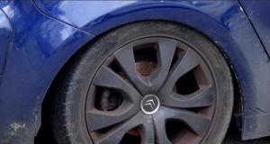 Sans roue de secours après une crevaison, son trajet vire au cauchemar