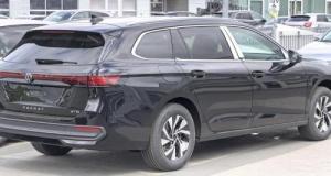 Son véhicule braque tout seul, ce conducteur provoque un accident malgré lui